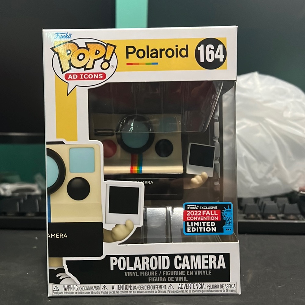 Polaroid Camera Funko Pop